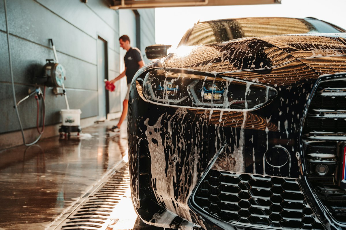 mobile detailing vs drop-off which should you pick
